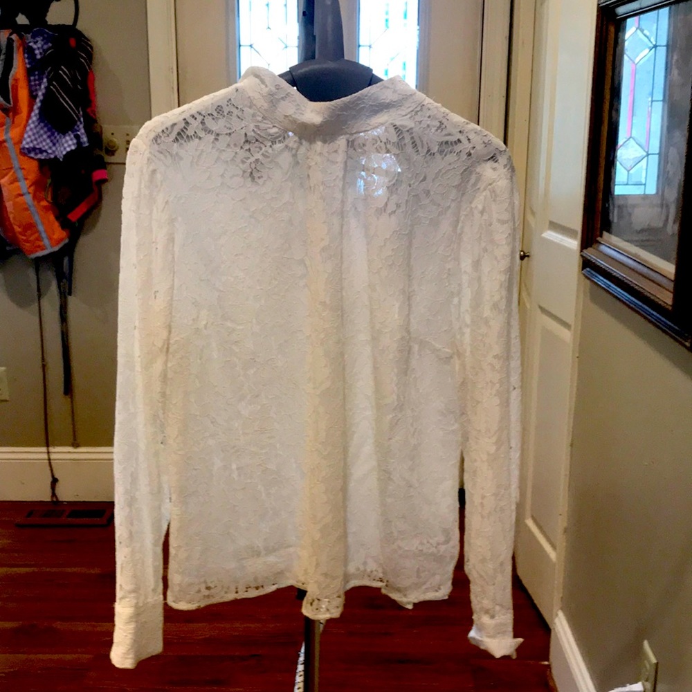 Lace blouse off white